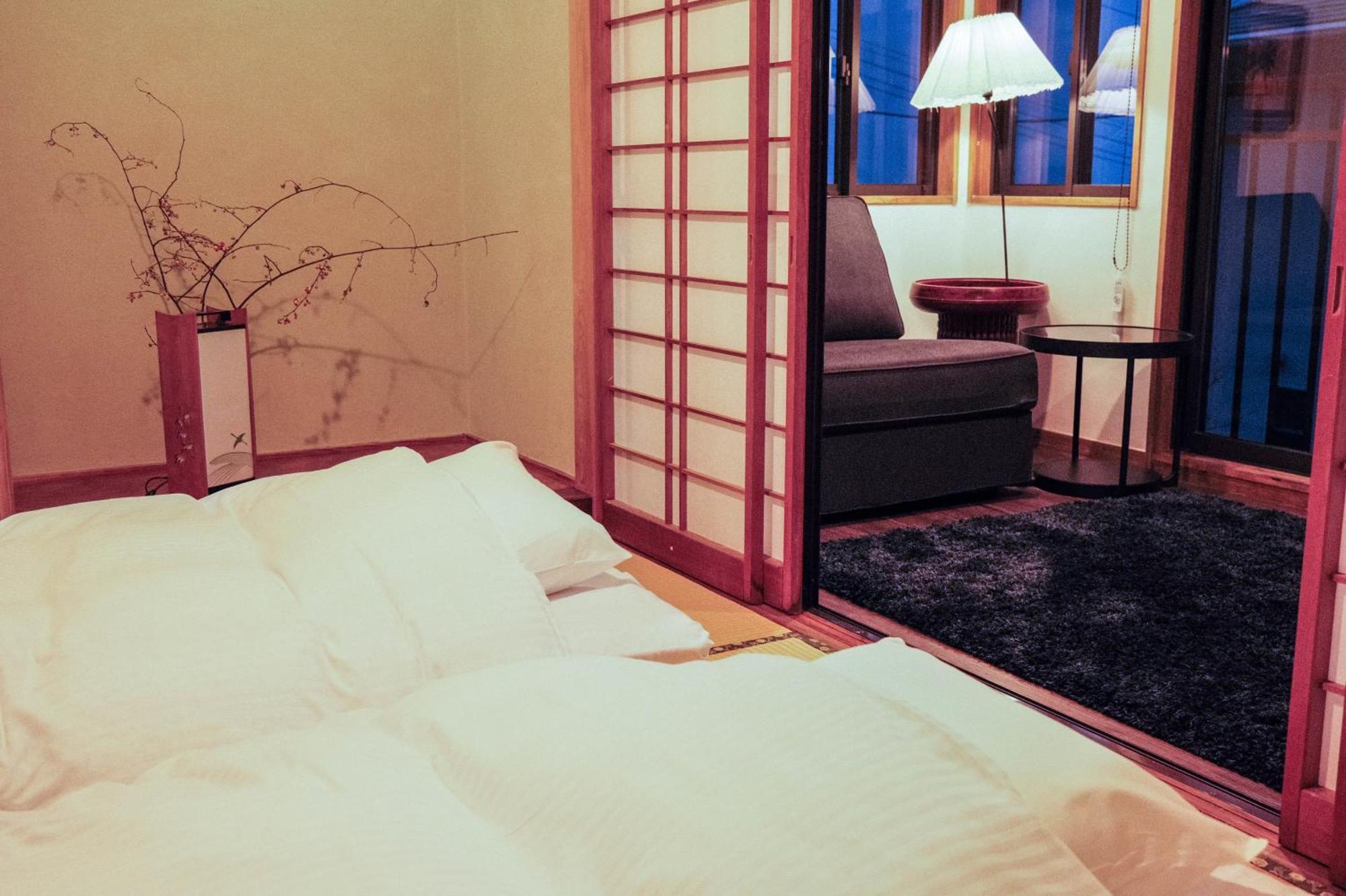 伊豆高原 温泉付別荘 Isana Mountain Villa Futo Екстериор снимка