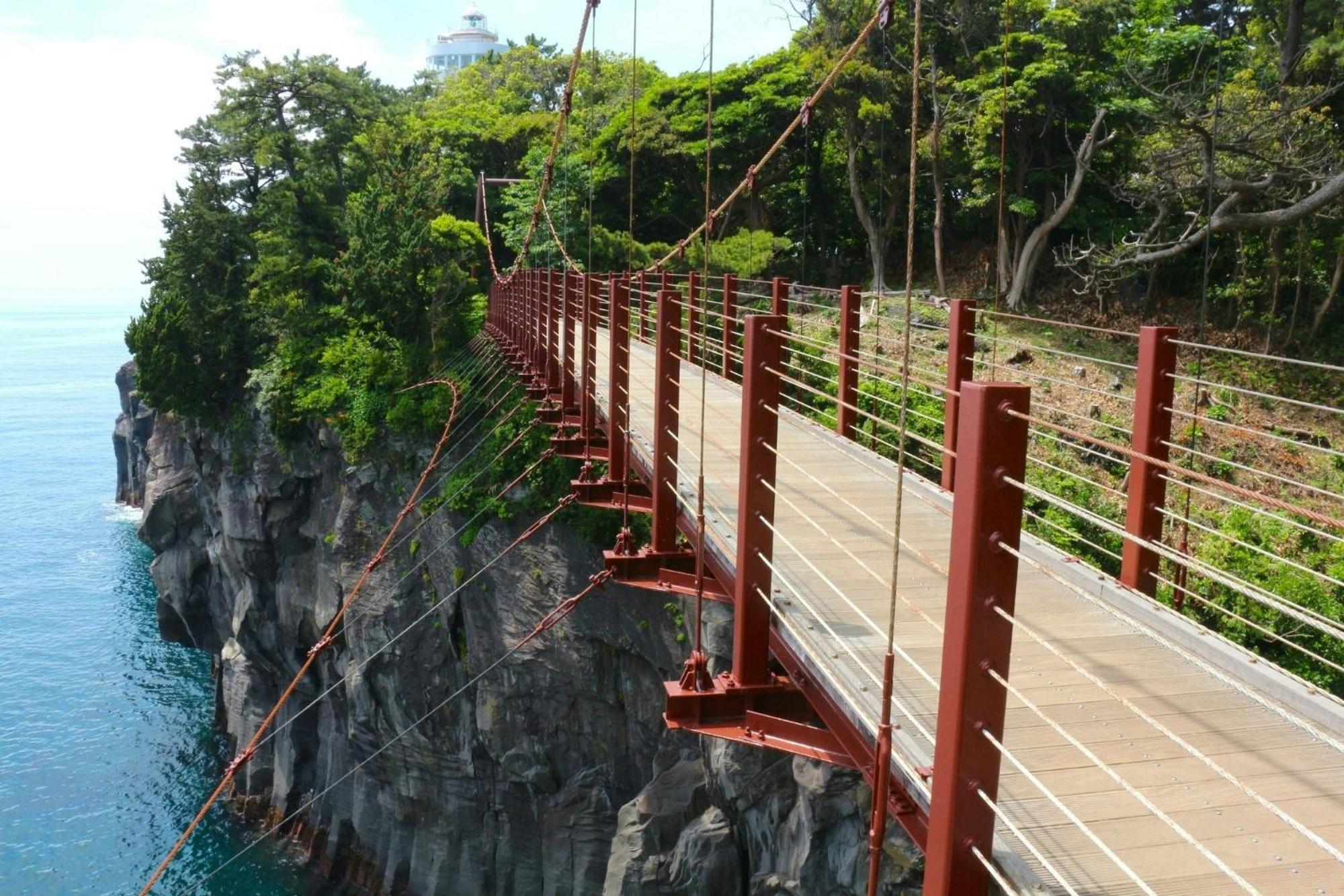 伊豆高原 温泉付別荘 Isana Mountain Villa Futo Екстериор снимка